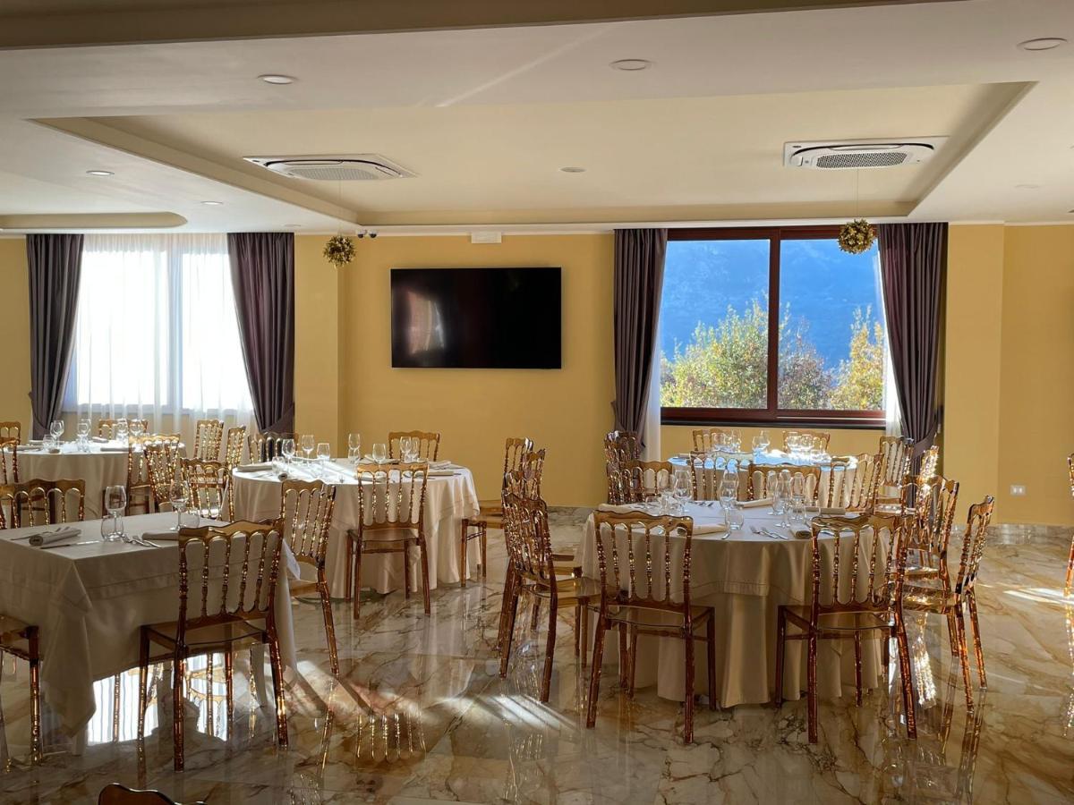 Hotel Ristorante Villa Terry Lauria Inferiore Buitenkant foto